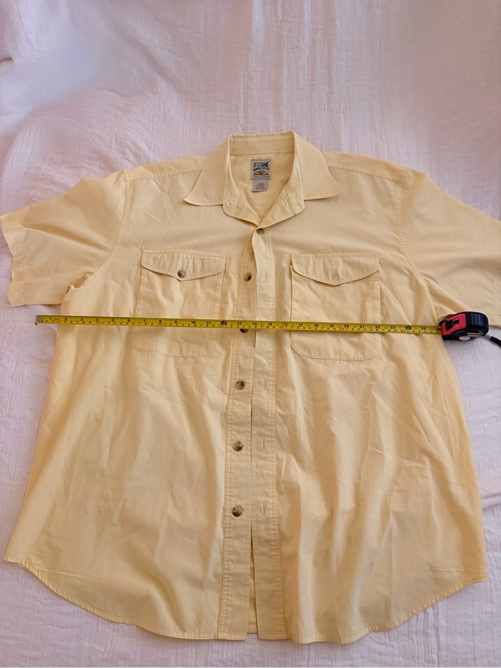 TravelSmith Pale Yellow Short-Sleeve Button-Down Shirt